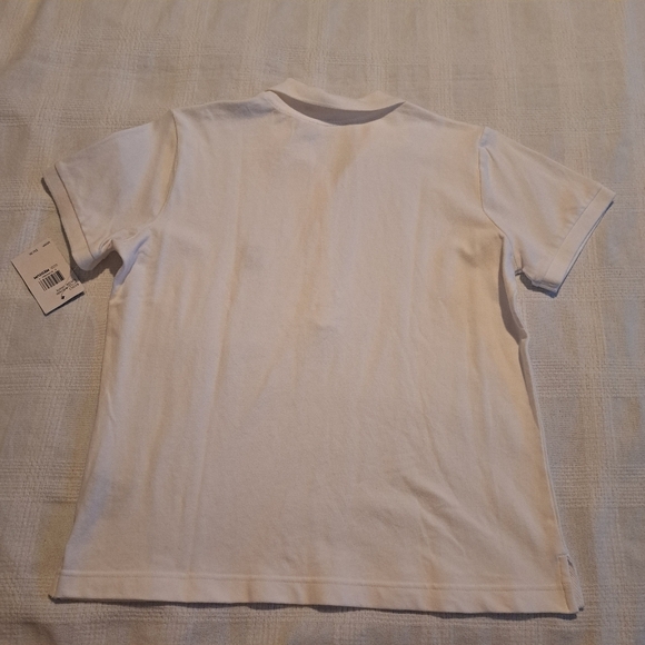 IZOD women's size Medium white polo shirt, 5 button, New - Picture 5 of 7